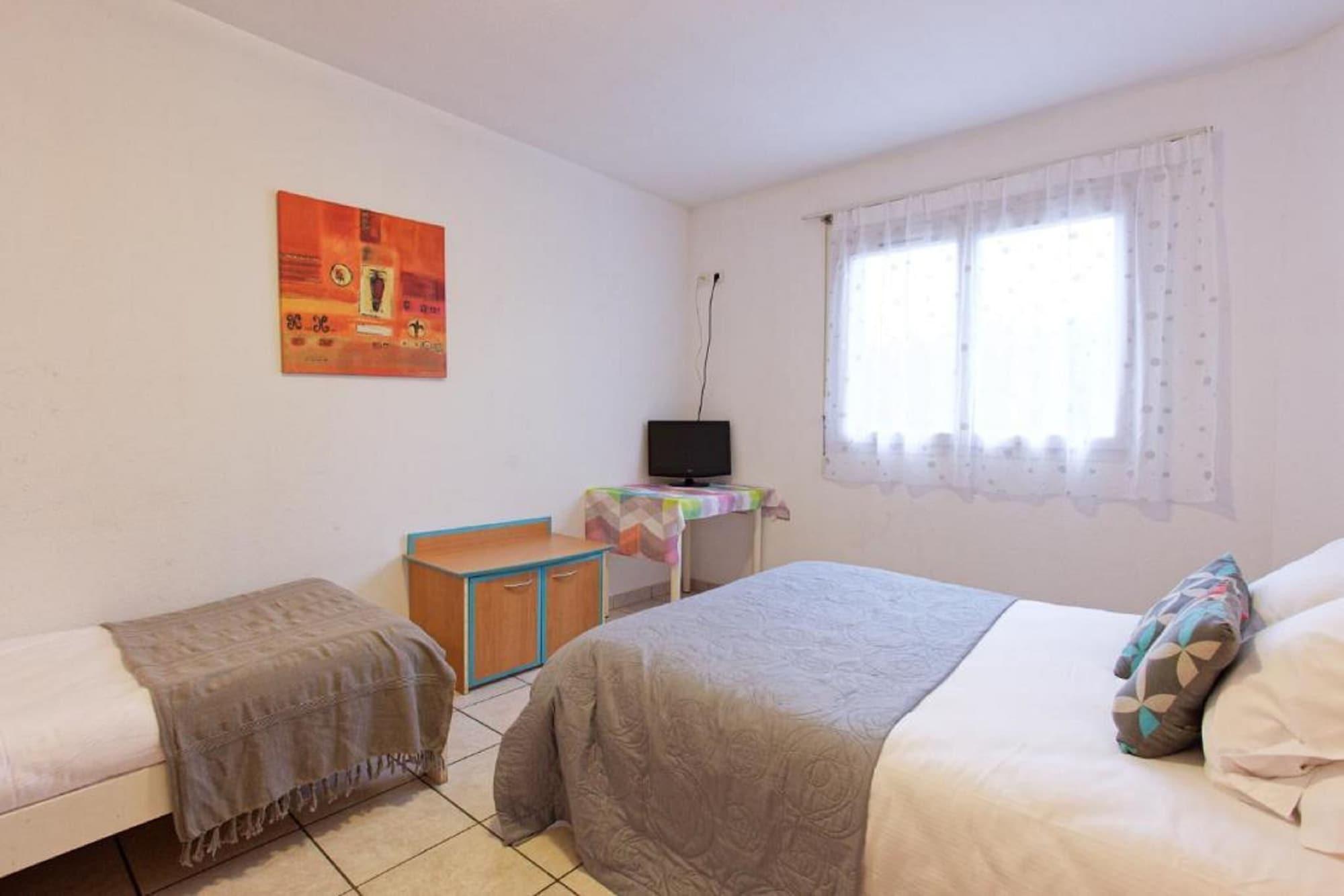 Sure Hotel By Best Western Beziers Le Monestie Boujan-sur-Libron Exteriör bild